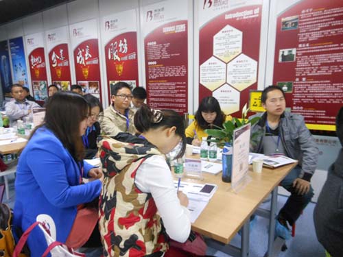 ����ף�R�A�υ^(q��)��ʮ����ESD��ӑ�������ڈA�M��Ļ